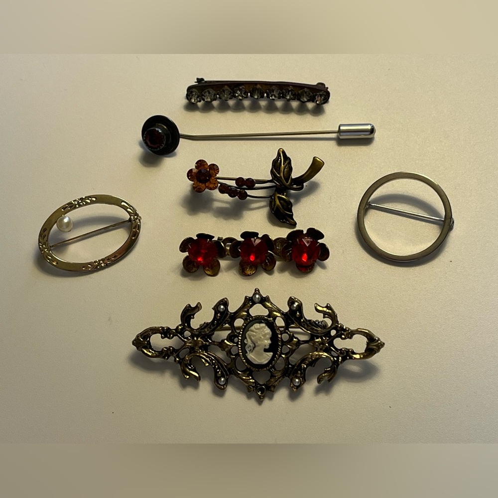 Brooches Pins Vintage Lot of 7 Jewelry